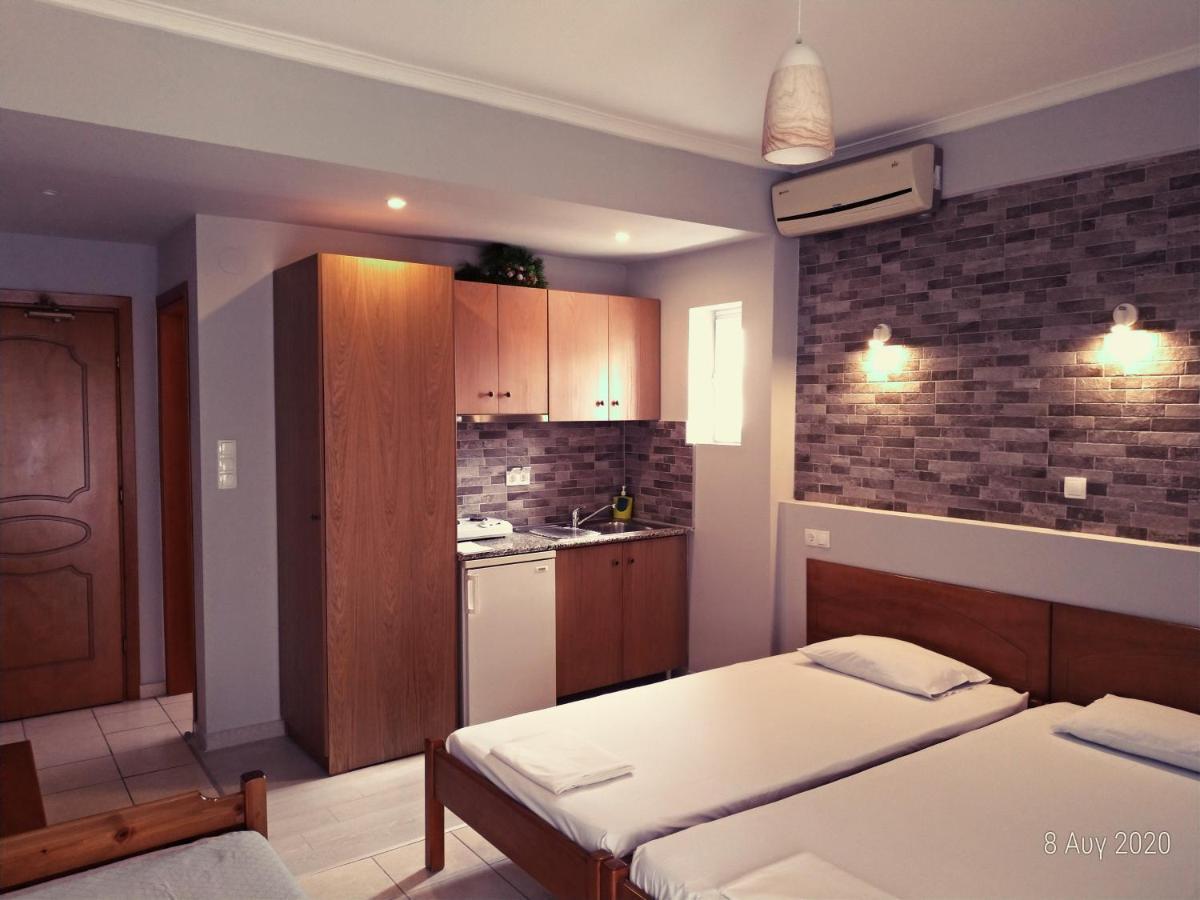 Adonis Apartments Paralía Extérieur photo