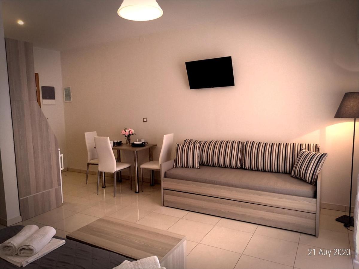 Adonis Apartments Paralía Extérieur photo
