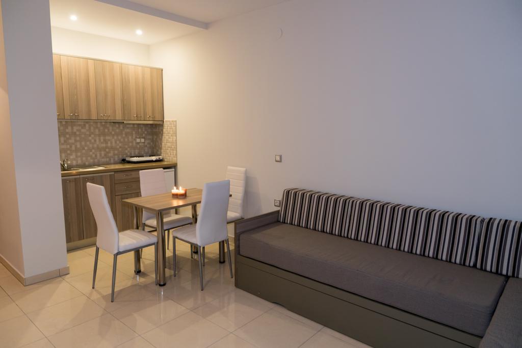 Adonis Apartments Paralía Extérieur photo